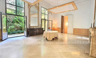 Appartement 5 Pièces 192 m² à vendre à Uzès (30700)