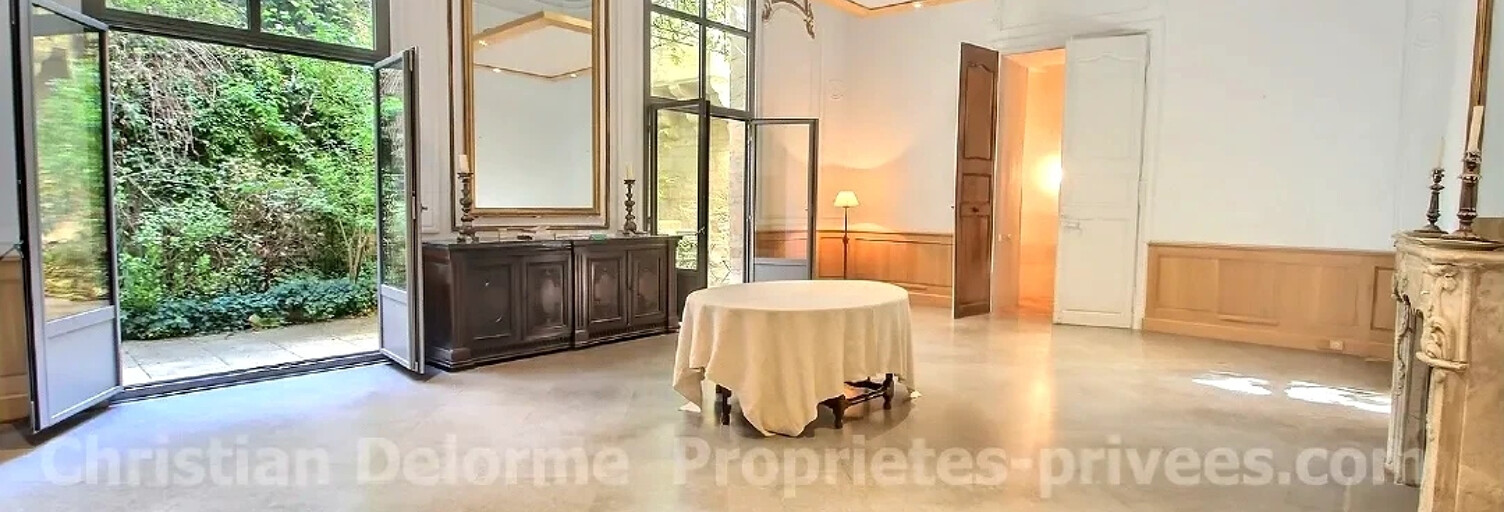 Appartement 5 Pièces 192 m² à vendre à Uzès (30700)