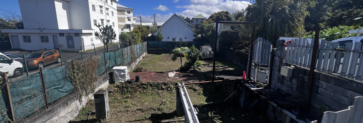 Terrain  323 m² à vendre à Le Tampon (97430)
