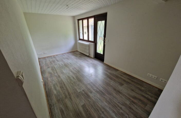 Vente maison 5 pièces 117 m² Fontainebleau (77300) — photo 2