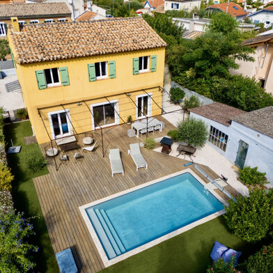 Maison 6 pièces 749000 €