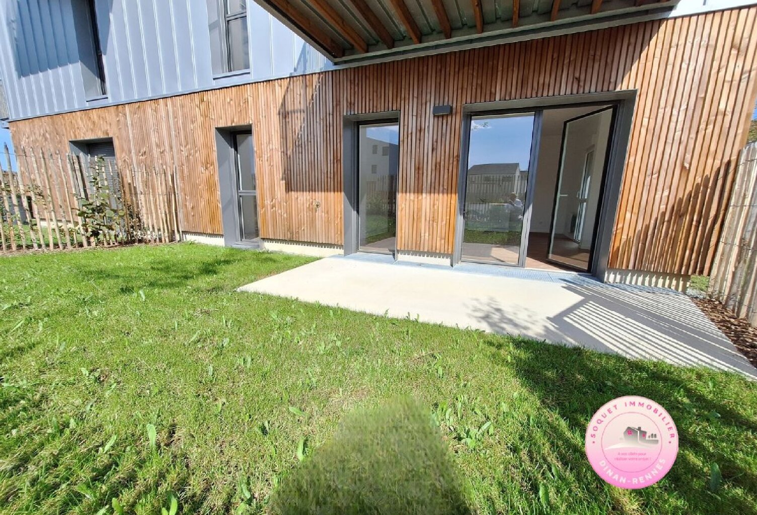A VENDRE - LE RHEU- APPARTEMENT T3 DE 65,25m² en rez-de-jardin — photo 1