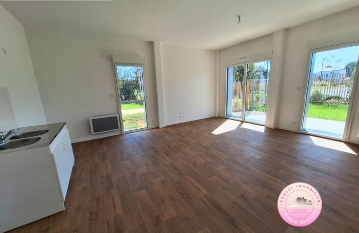 A VENDRE - LE RHEU- APPARTEMENT T3 DE 65,25m² en rez-de-jardin — photo 3
