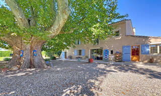 Maison 8 Pièces 197 m² à vendre à Le Thor (84250)