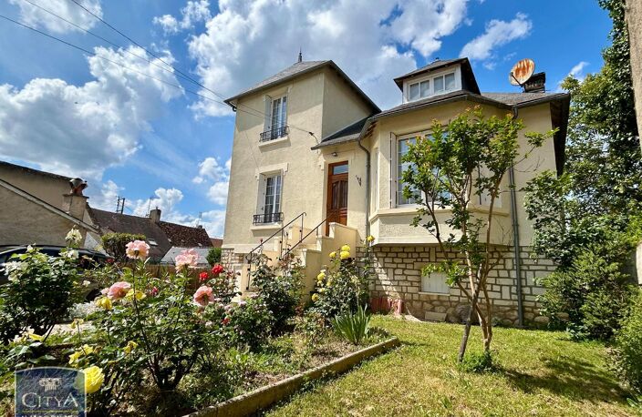 Vente maison 5 pièces 118 m² Le Blanc (36300) — photo 2