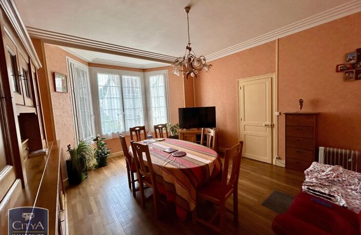 Vente maison 5 pièces 118 m² Le Blanc (36300) — photo 5