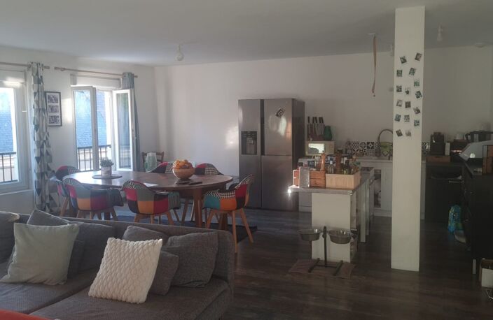 immeuble d habitation et commerce de restauration traiteur — photo 5