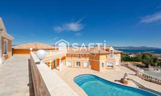 Maison 12 Pièces 700 m² à vendre à Roquebrune-sur-Argens (83520)