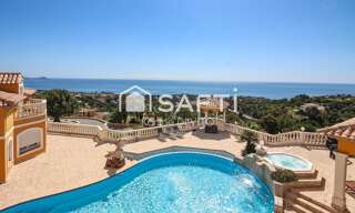 Maison 12 Pièces 700 m² à vendre à Roquebrune-sur-Argens (83380)