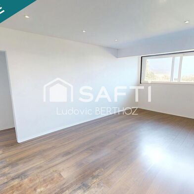 Appartement 4 pièces 149900 €