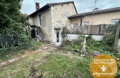 Maison en pierre avec jardin, 100 m², 2 ch , centre-ville Saint-Astier — photo du bien