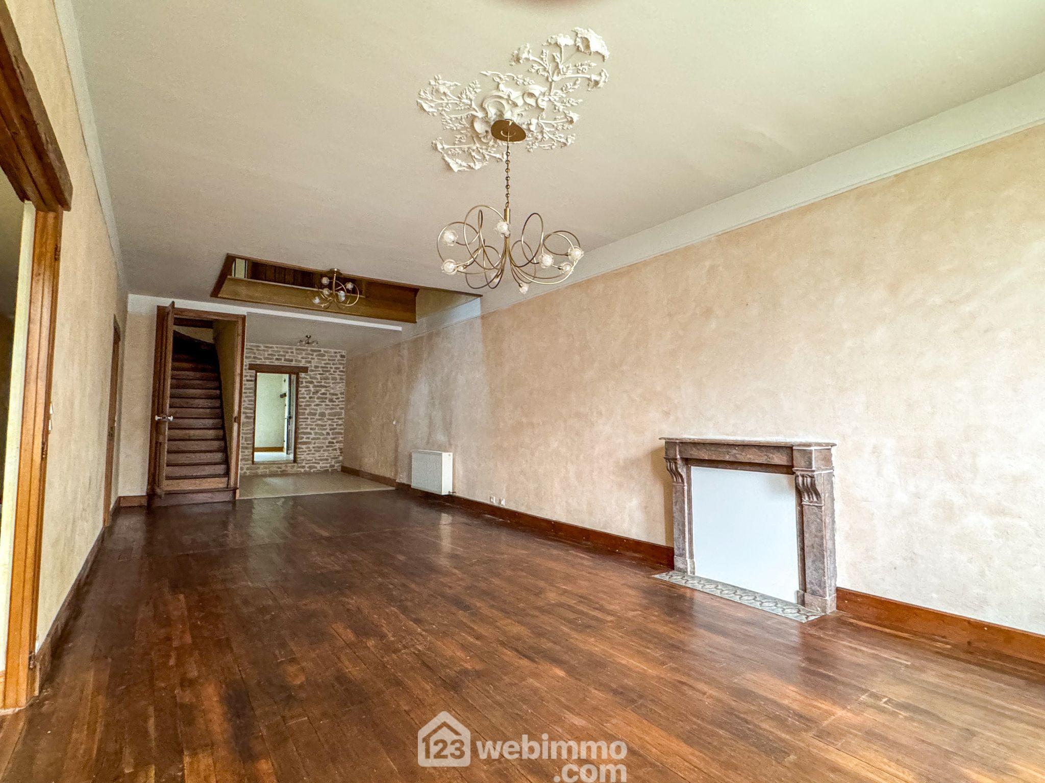 Maison - 320m² - Ambly-sur-Meuse