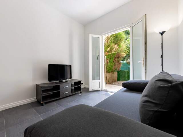 STUDIO AVEC PARKING PRIVATIF — photo du bien