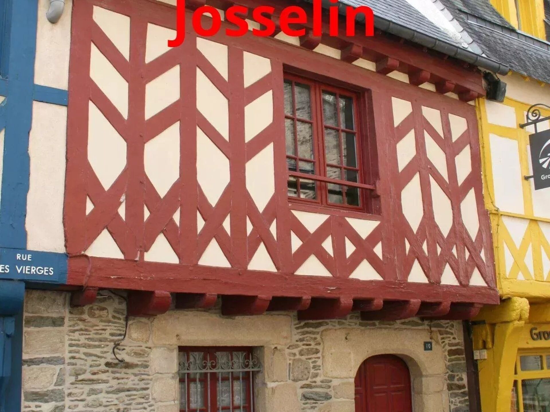Maison 7 pièces 152 m² · à Josselin · 152 m² · 265 000 €