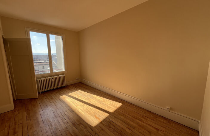 Valence centre ville - Appartement de 81 m2 avec balcons. — photo 5
