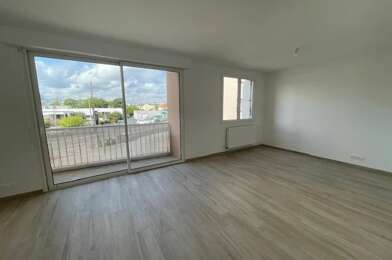 Appartement 3 pièces 784 €