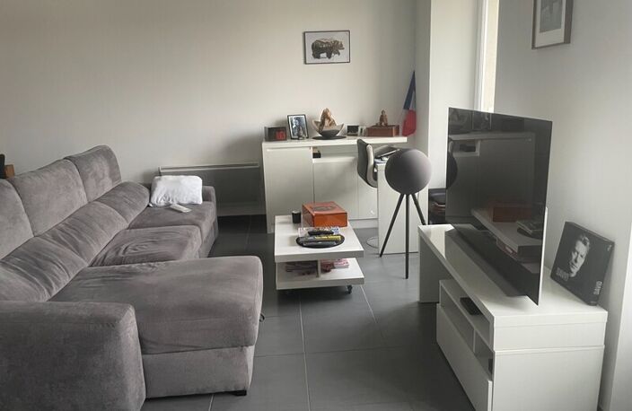 T3 — photo 3