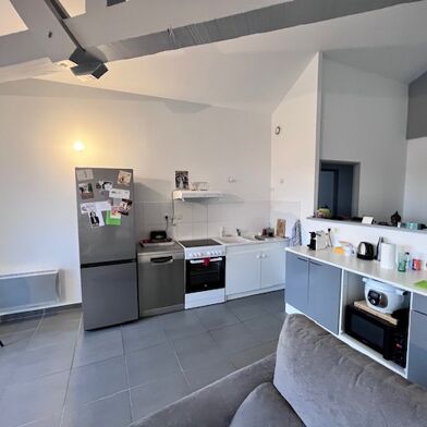 Appartement 3 pièces 715 €