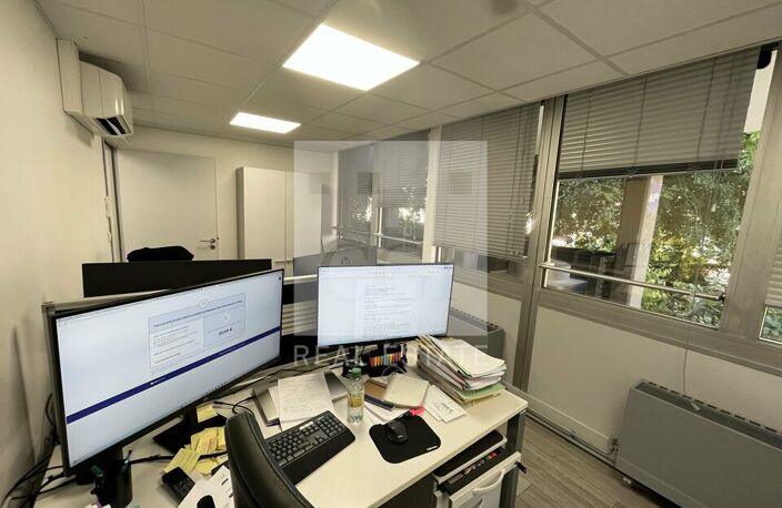 BUREAUX à LOUER — photo 5