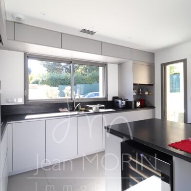 Maison 6 pièces 600000 €