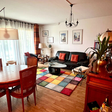 Appartement 3 pièces 108000 €
