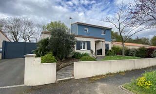 Maison 8 Pièces 138 m² à louer à Cugand-la-Bernardière (85610)