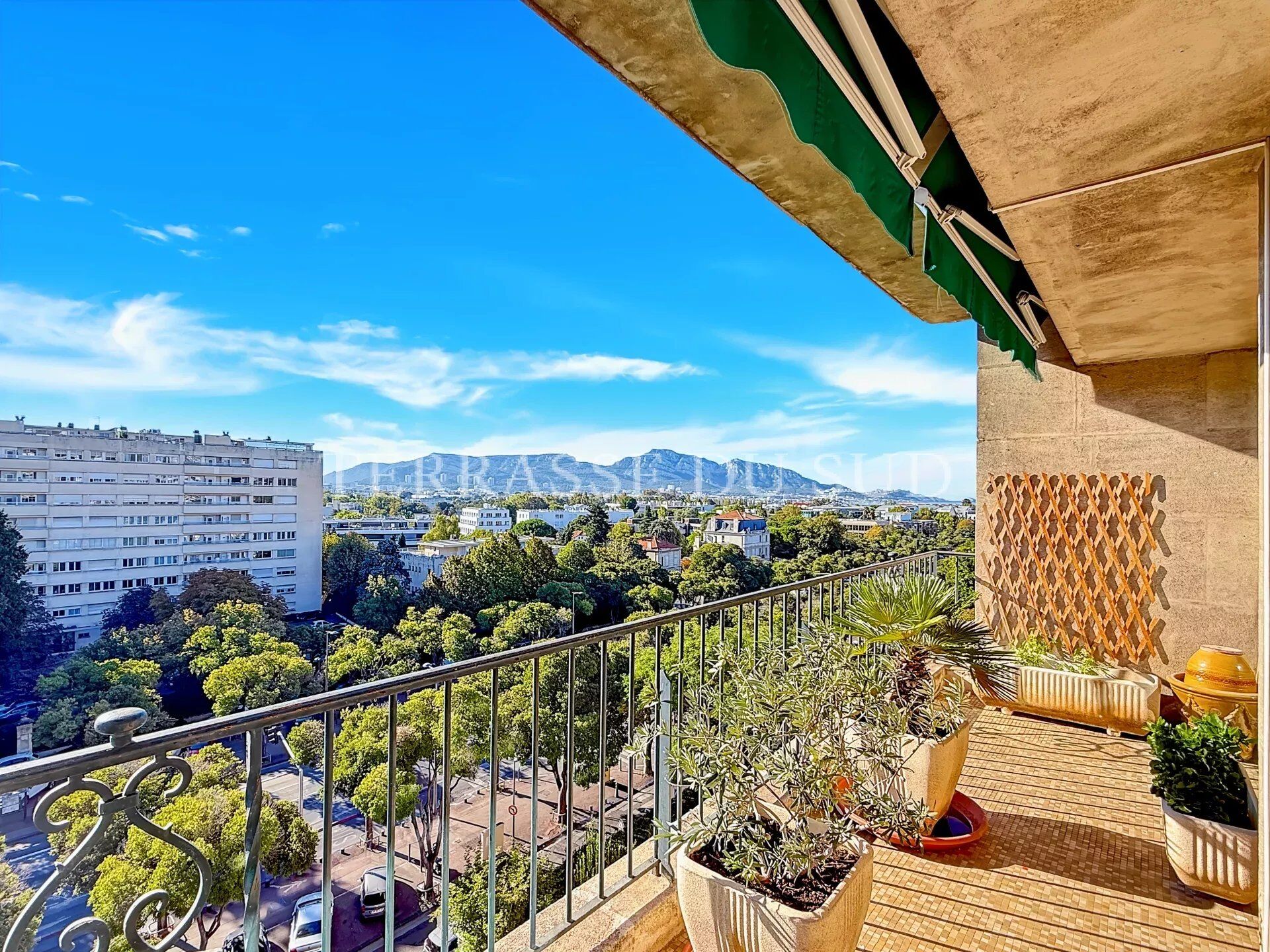 Appartement  T6 à vendre Marseille 8eme 13008