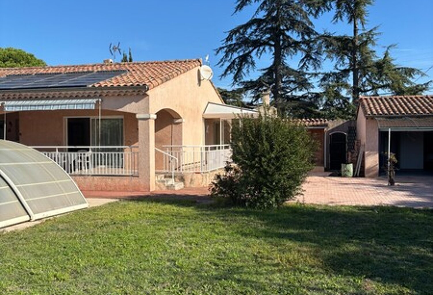 Maison — photo 1