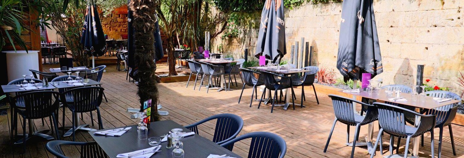 Commerce  250 m² à vendre à Arveyres (33500)