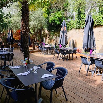 Commerce  195000 €