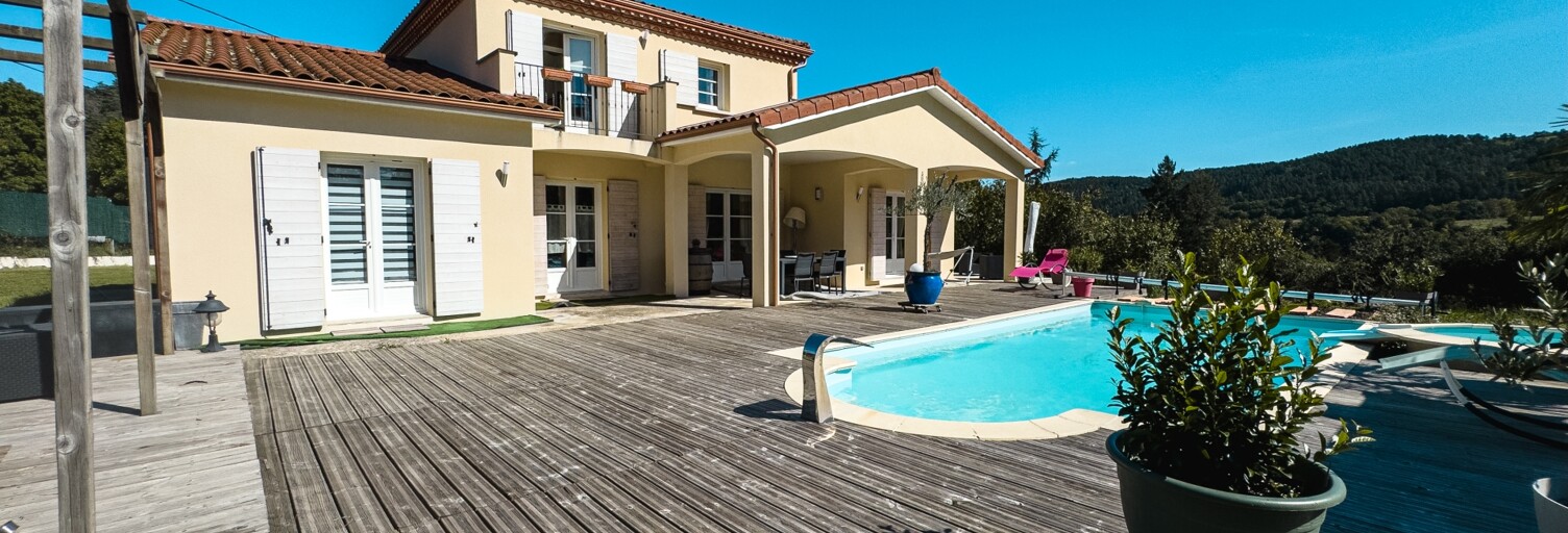 Maison 5 Pièces 142 m² à vendre à Beauzac (43590)