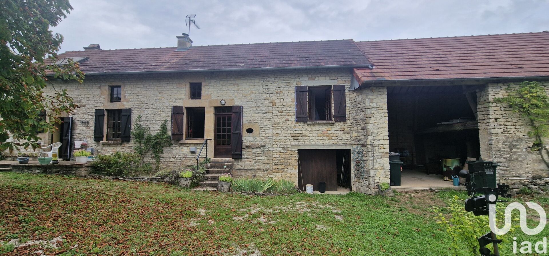 Sennevoy-Le-Haut - 124m² - 6p. - 3ch.