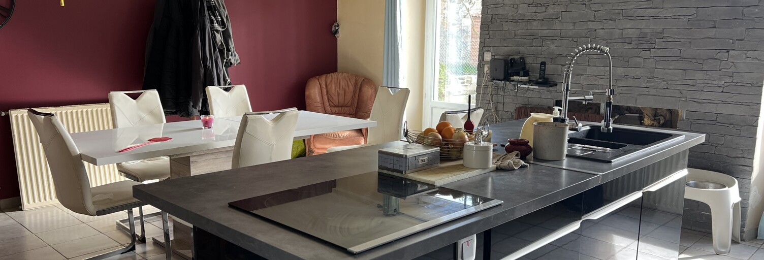 Maison 6 Pièces 135 m² à vendre à Abzac (16500)