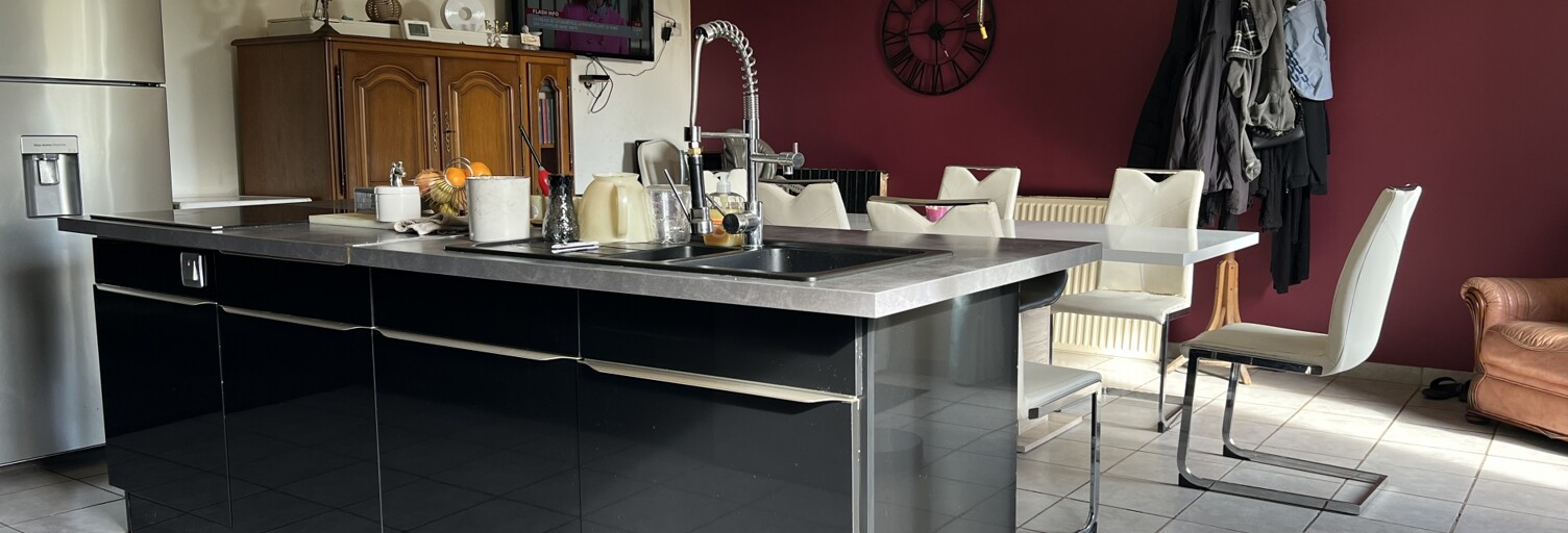 Maison 6 Pièces 135 m² à vendre à Abzac (16500)