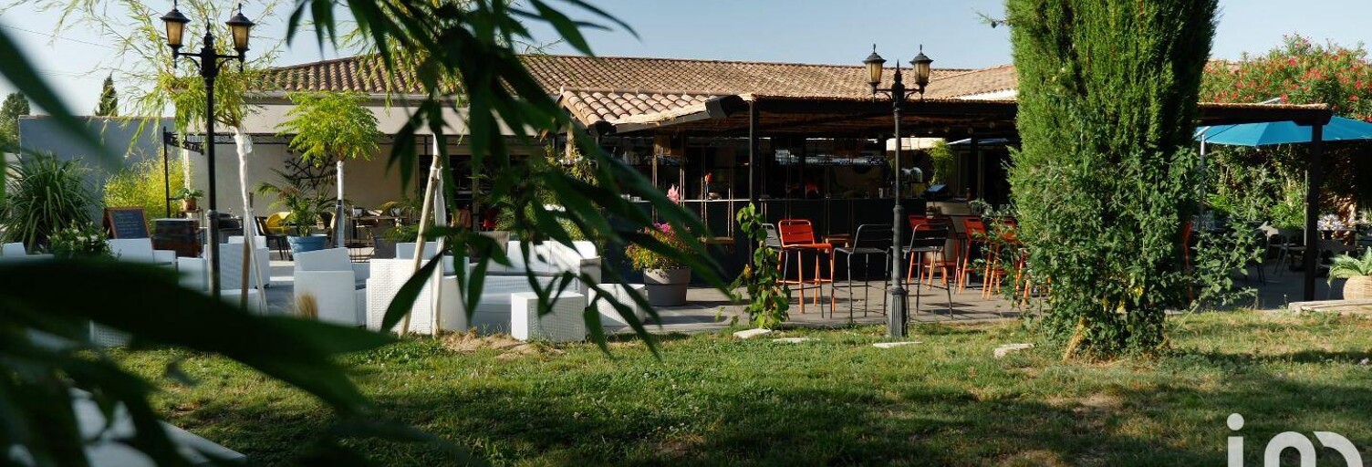 Commerce  450 m² à vendre à Les Angles (30133)