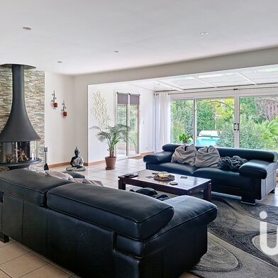 Maison 7 pièces 355000 €