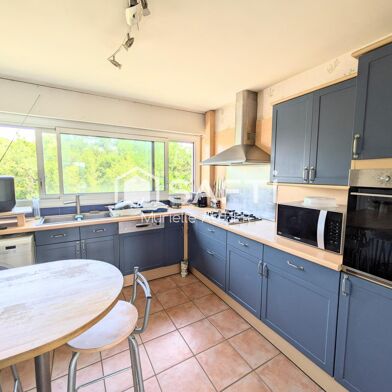 Appartement 6 pièces 269900 €