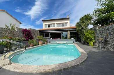 Maison 8 pièces 887000 €