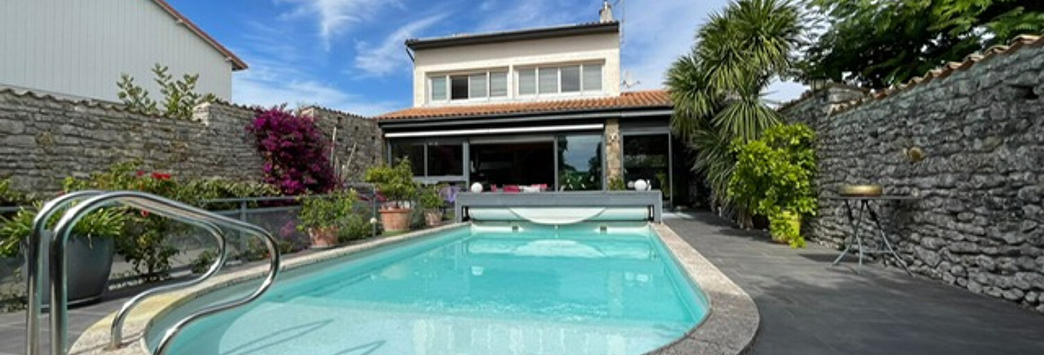 Maison 8 Pièces 186 m² à vendre à Vaux-sur-Mer (17640)