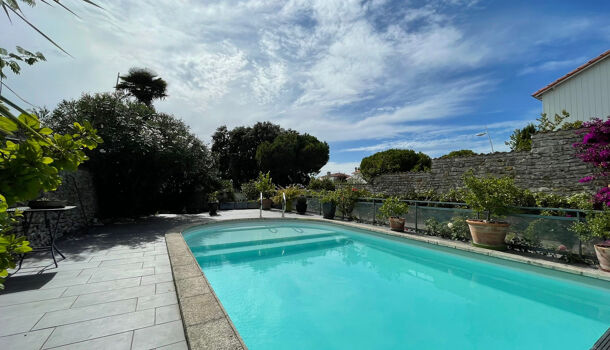 Villa / Maison 8 pièces  à vendre Vaux-sur-Mer 17640