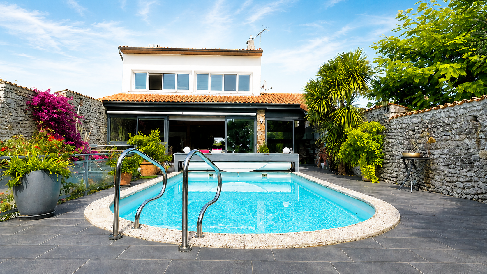 Villa / Maison  T8 à vendre Vaux-sur-Mer 17640
