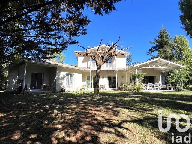 Vente Maison/villa 8 pièces — photo du bien