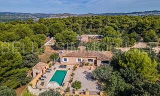 Maison 6 Pièces 170 m² à vendre à Aureille (13930)