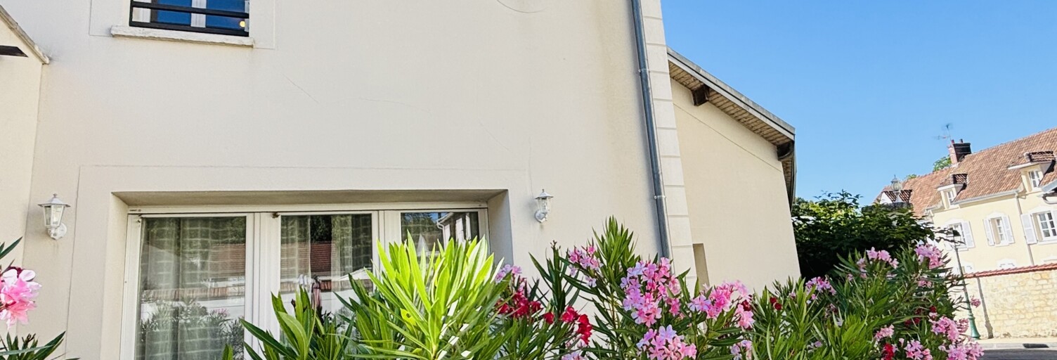 Maison 5 Pièces 131 m² à vendre à Mours (95260)