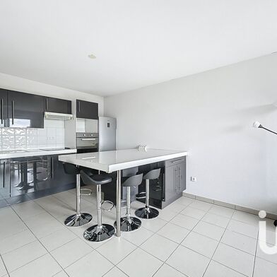 Appartement 3 pièces 155000 €