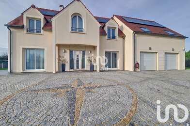 Maison 8 pièces 599000 €