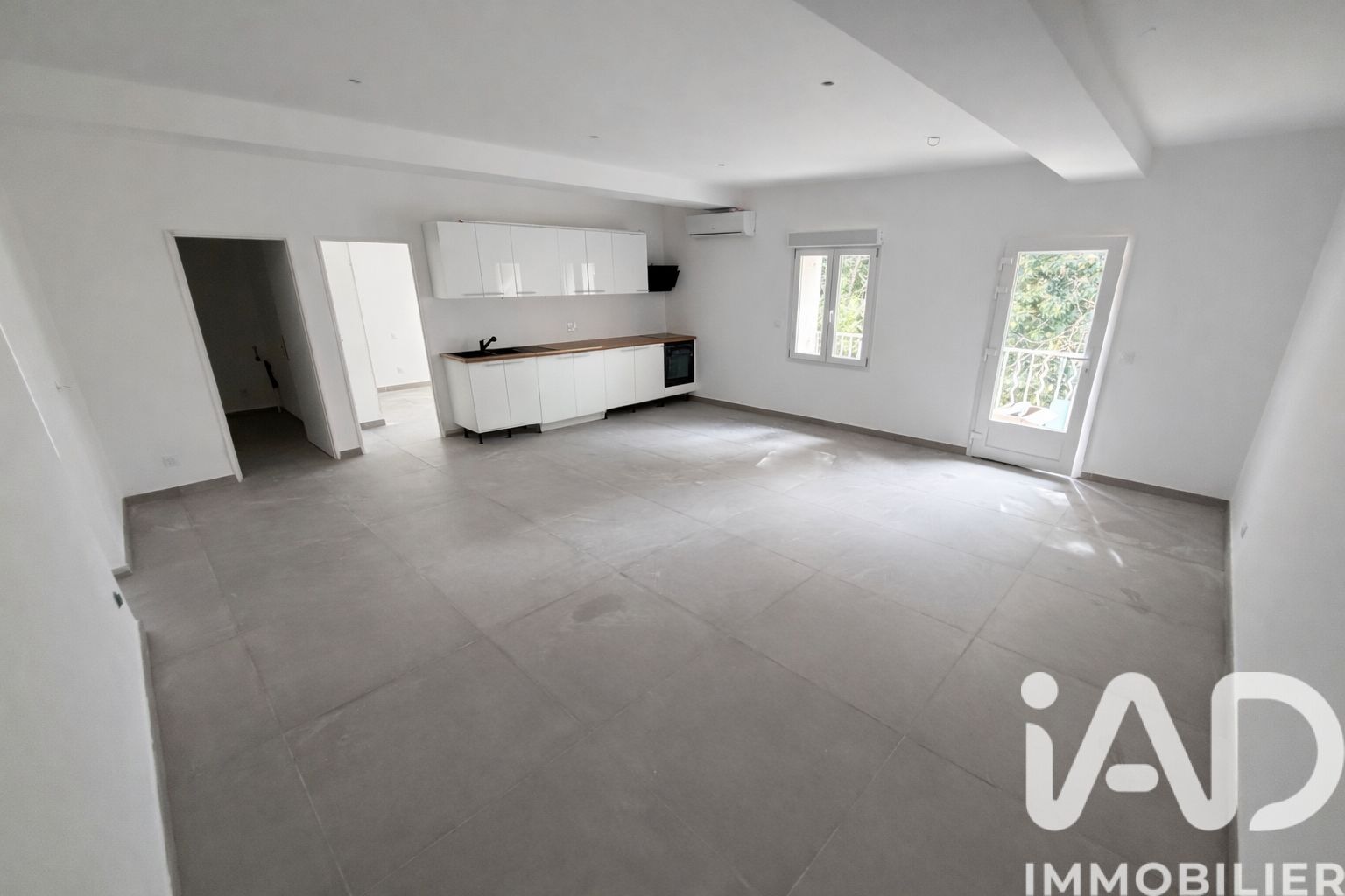 Nimes - 90m² - 4p. - 3ch.