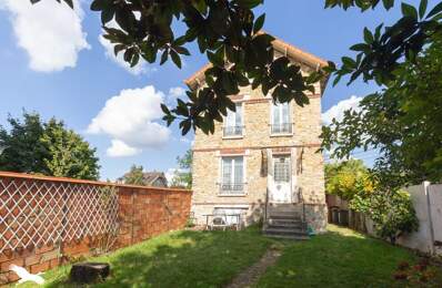 Maison en pierre de 6 pièces principales — photo du bien