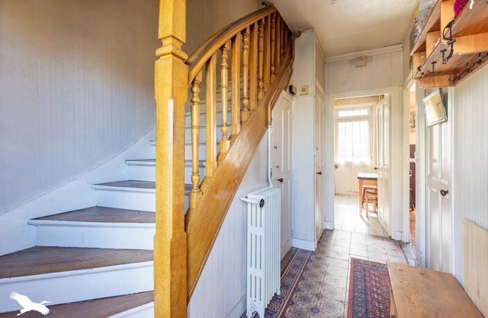 Maison en pierre de 6 pièces principales — photo 2
