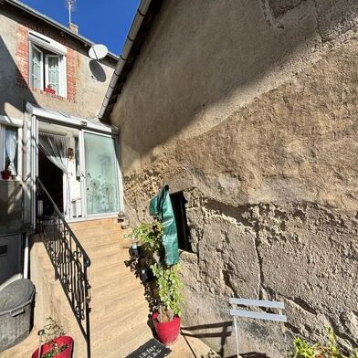 Maison 3 pièces 87920 €